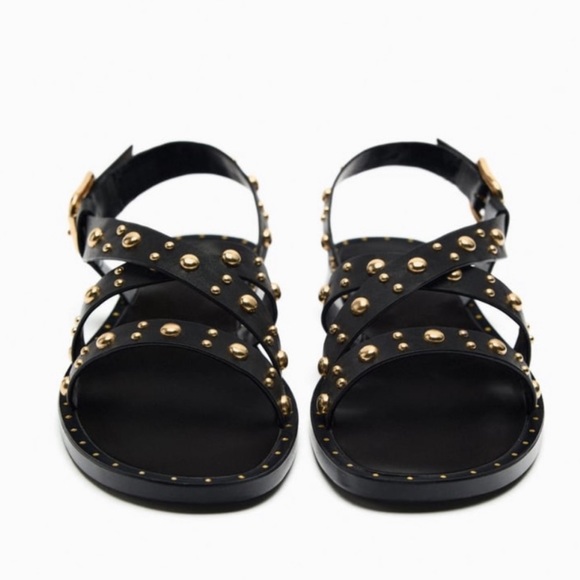🆕 NWT Zara Black Leather Studded Sandals - Picture 6 of 16